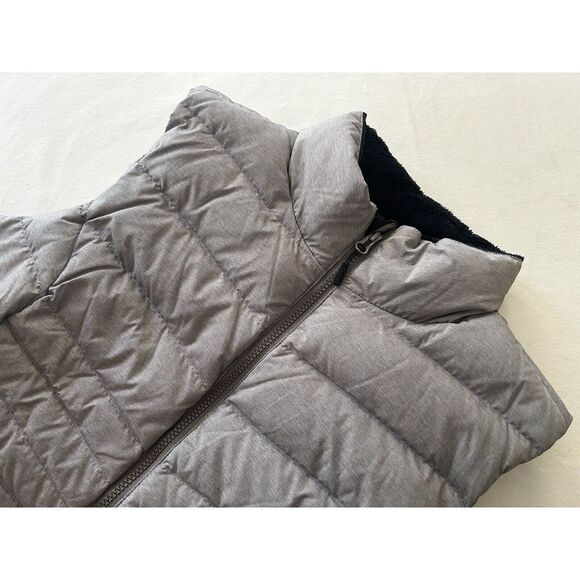 Cabela's Mens Puffer Vest XL Goose Down Pockets 4Most Down Gray Full Zip - Picture 1 of 8